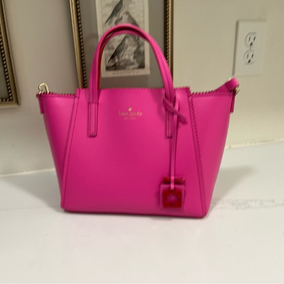Kate Spade bright pink bag. - Picture 7 of 7
